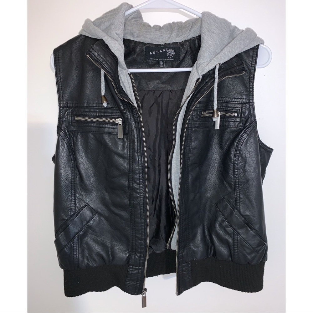 Ashley by twenty six international Leather Jacket.